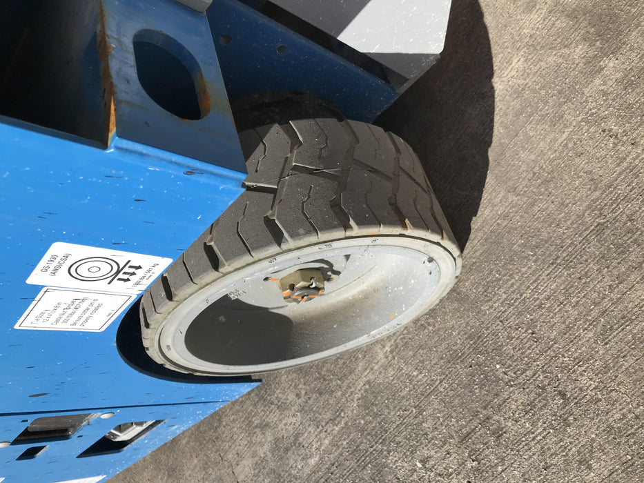 2019 Genie GS-1930 Fixed rails with chain Entry