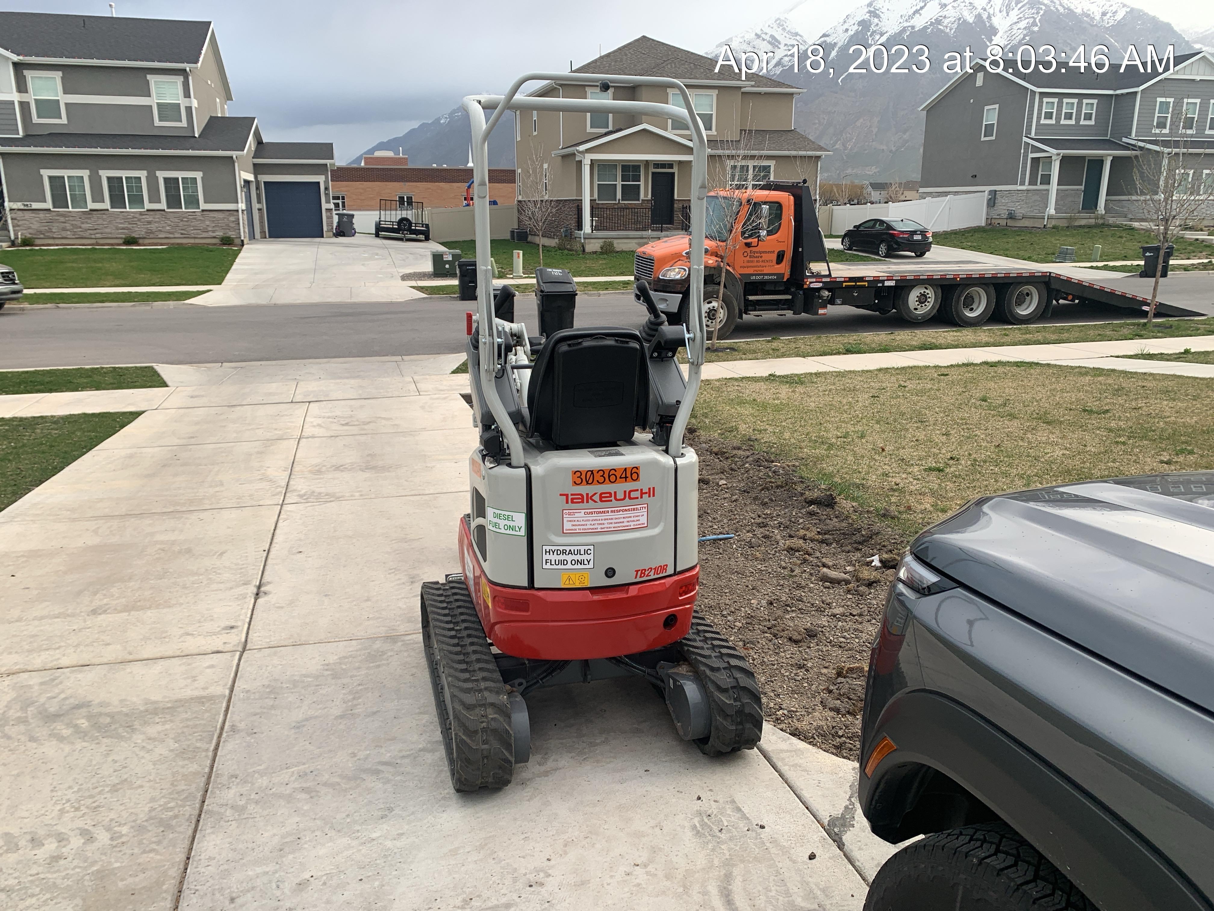 2023 TAKEUCHI TB210R