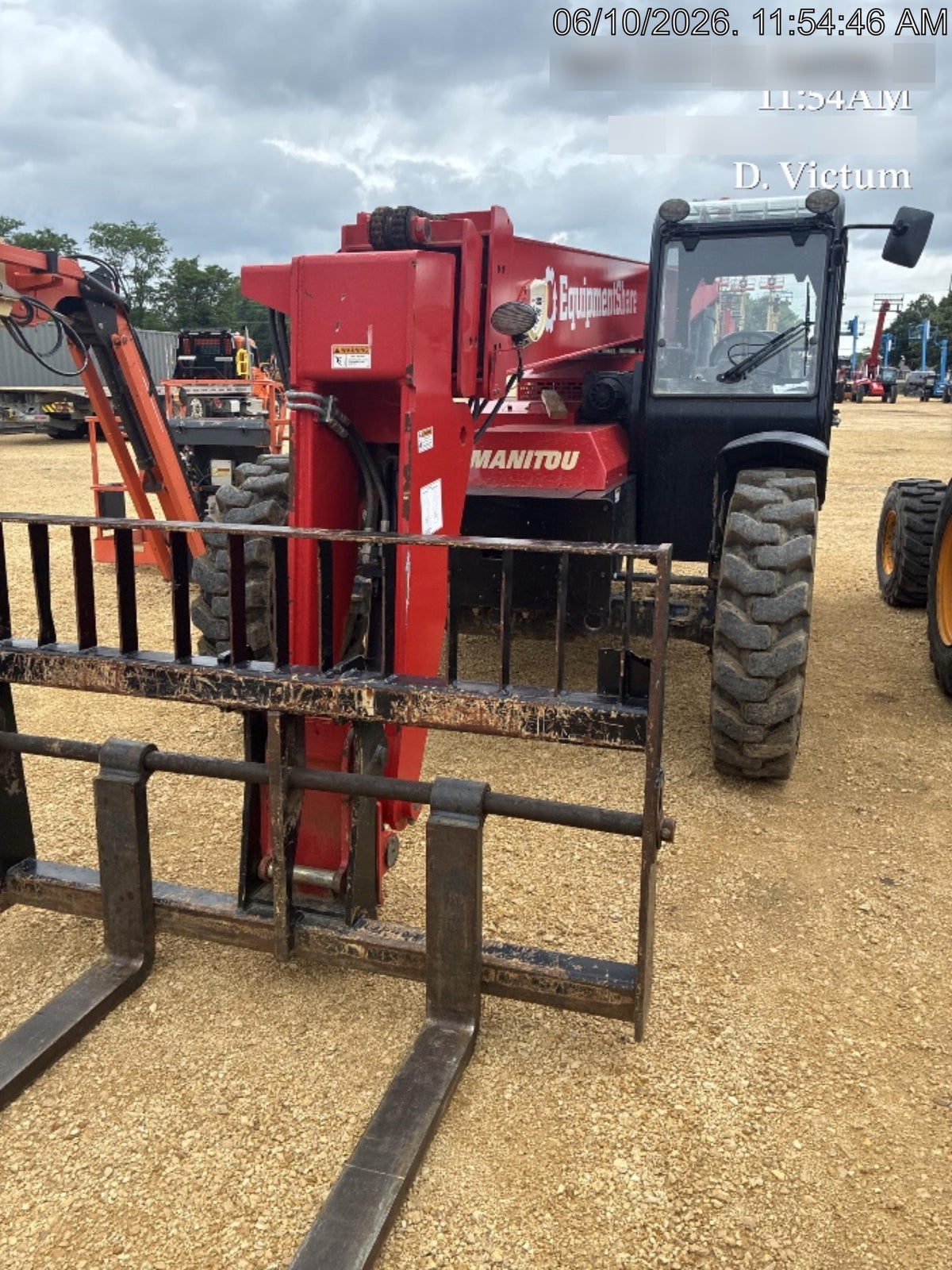2022 MANITOU MTA8044