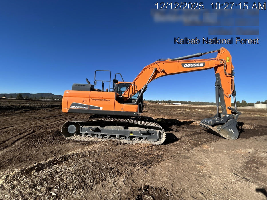 2022 DOOSAN DX225LC-5