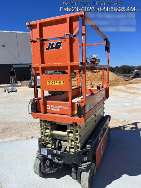 2021 JLG ES1932
