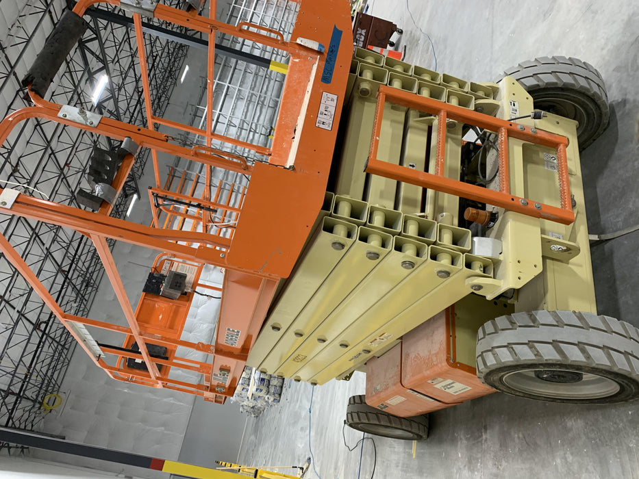 2019 JLG 4069LE Solid Non Marking Tires, Rotating Beacon