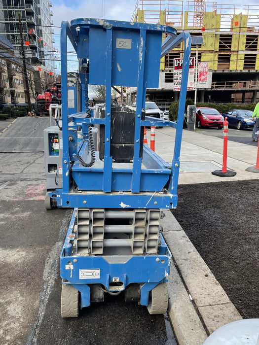 2020 Genie GS-1930 Fixed rails with chain entry gate - Pre A92.20, 800W Inverter