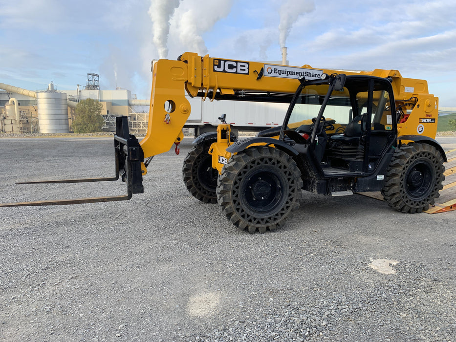 2020 JCB 509-42 Canopy, Solid Tires, Work Lights, Beacon, Aux Hydraulics, Back up Alarm, Lifting Eye, ES Decals