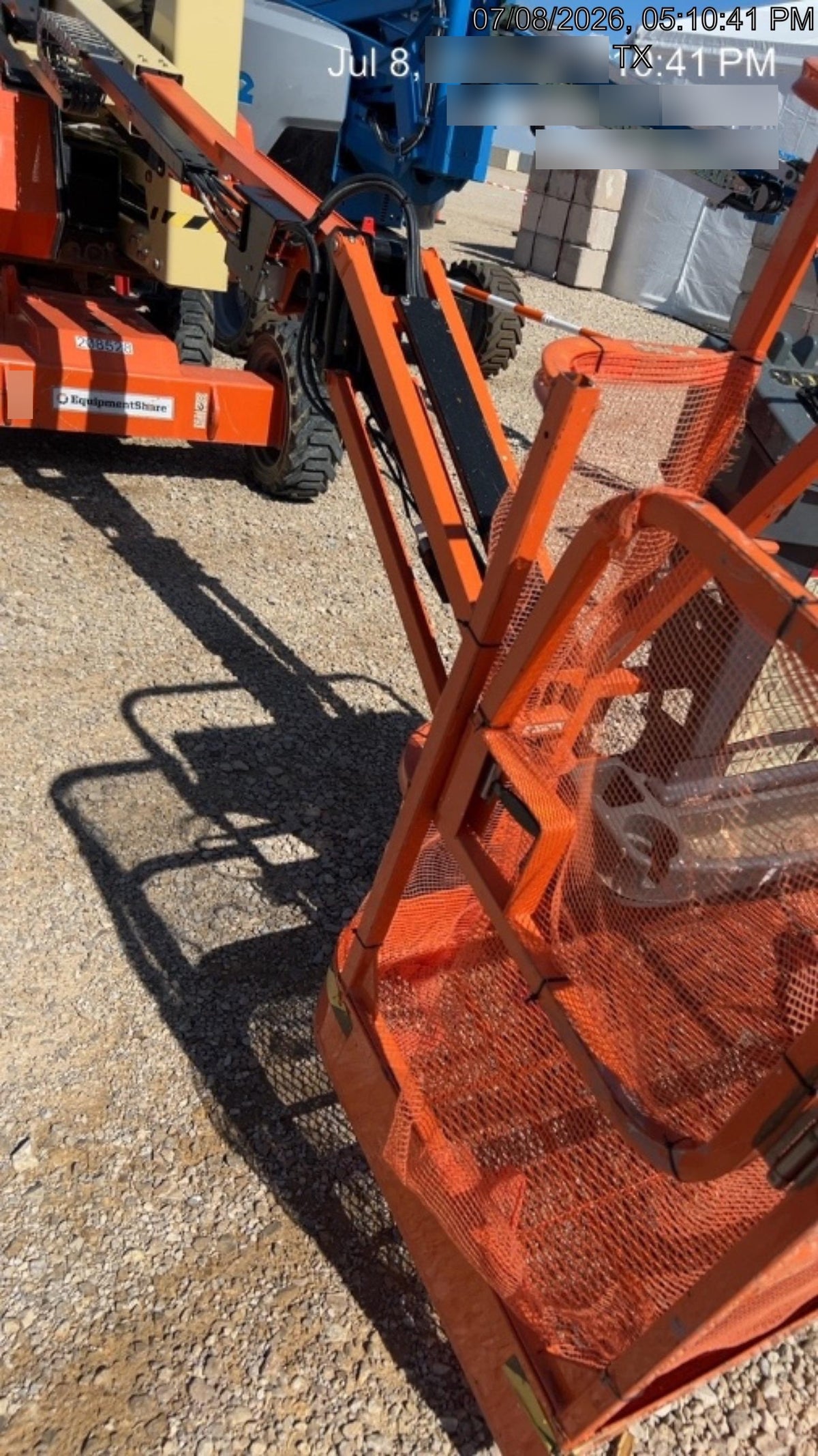 2022 JLG 340AJ