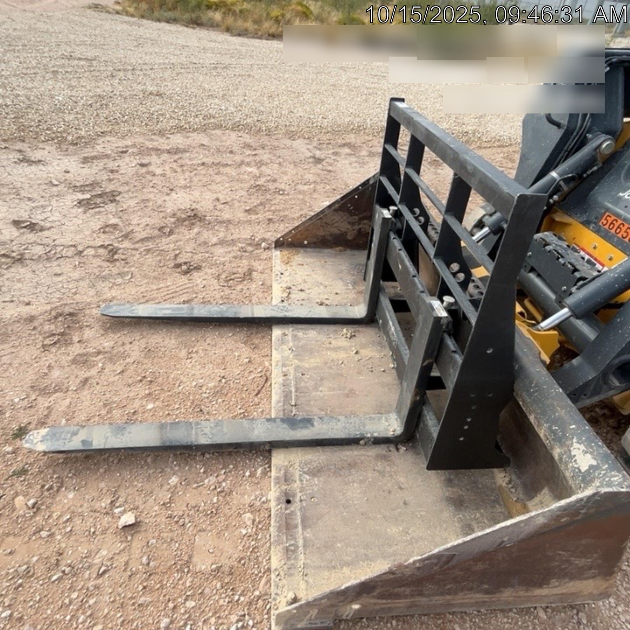 2025 ARROW MATERIAL HANDLING 24" Pallet Fork Frame