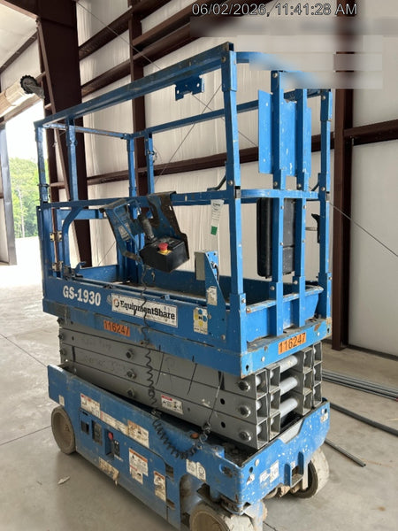 2020 Genie GS-1930 Solid Non Marking Tires, Beacon, Folding rails with half height swing gate