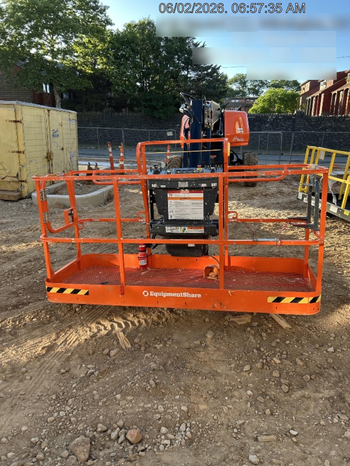 2025 JLG 660SJ