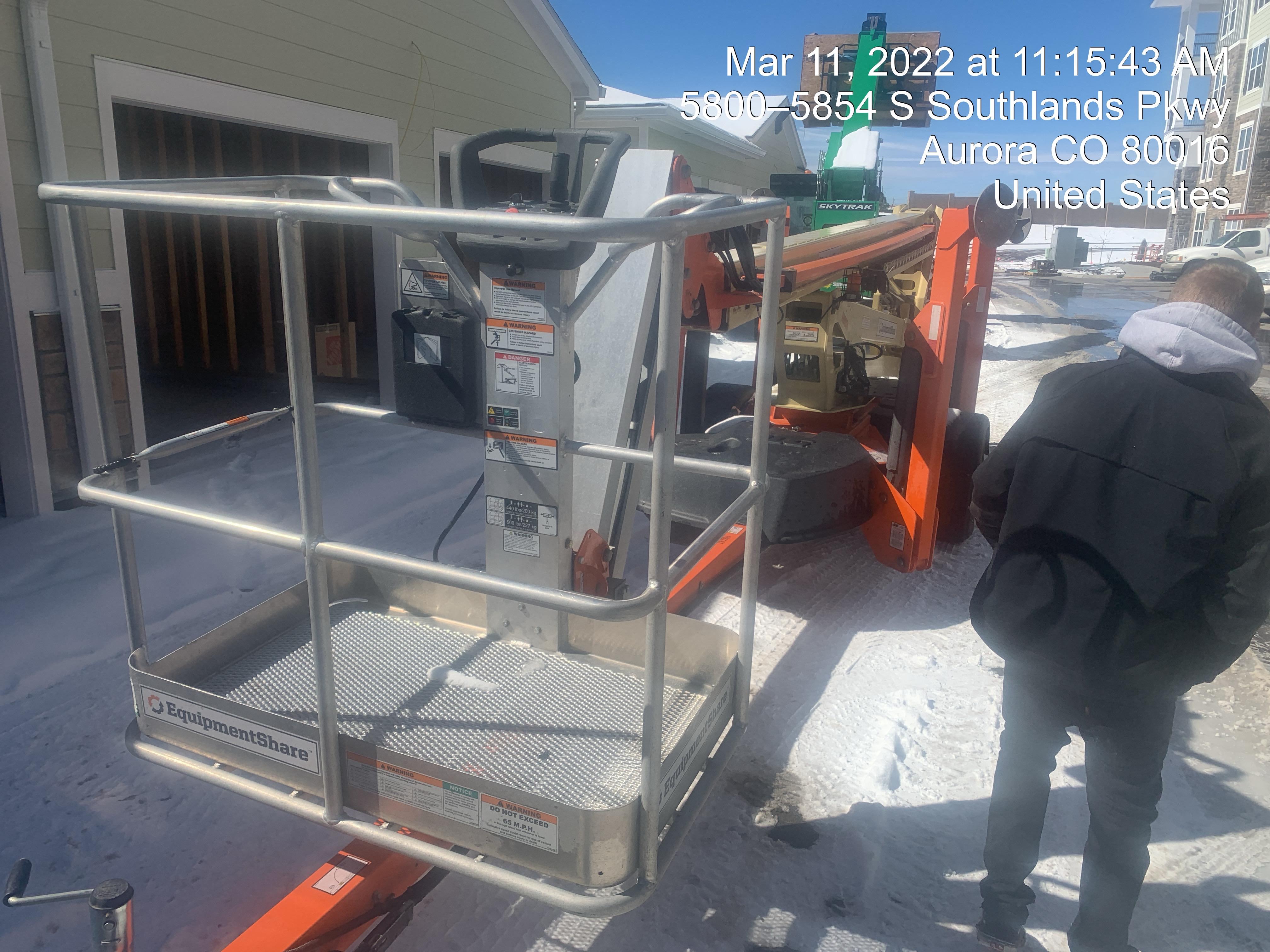 2021 JLG T500J