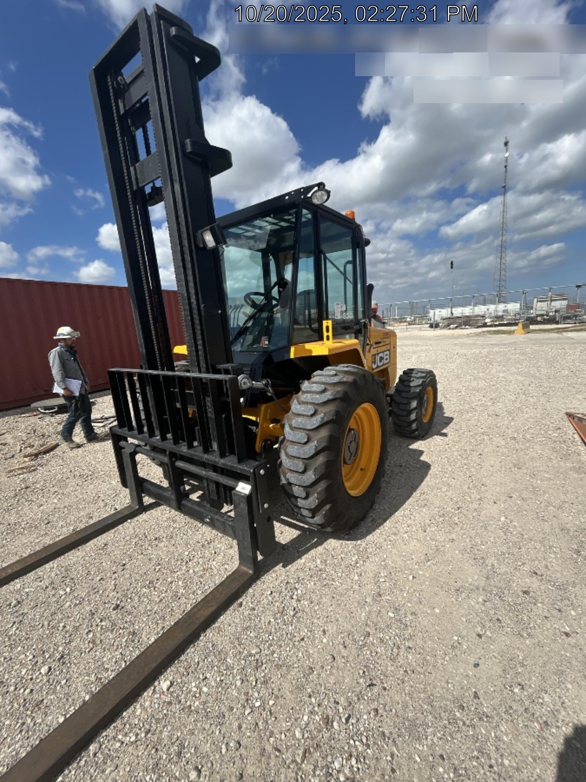 2025 JCB 930-4