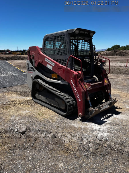 2019 Takeuchi TL10V2-CR Cab/Heat/AC, Rubber Tracks, Backup Alarm, Front & rear working Lights, Auxiliary Hydraulics, 2 Speed Travel, Engine Monitoring System, Hydraulic universal quick hitch w/76" HD dirt bucket with 8 teeth, 20.3 cubic feet capacity, 48" Pallet forks and frame