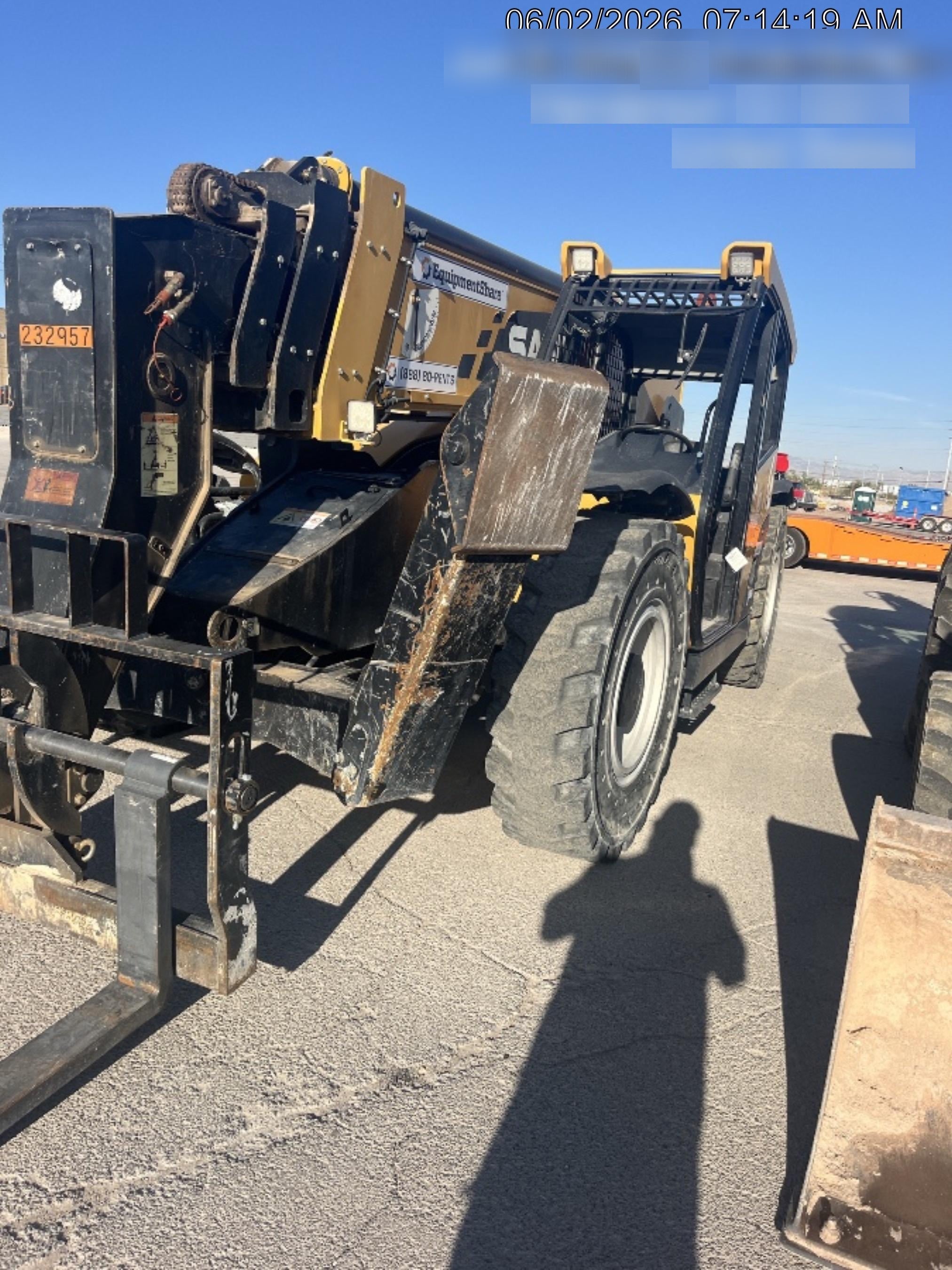 2022 SANY STH1056