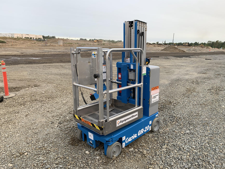 2021 GENIE GR-20