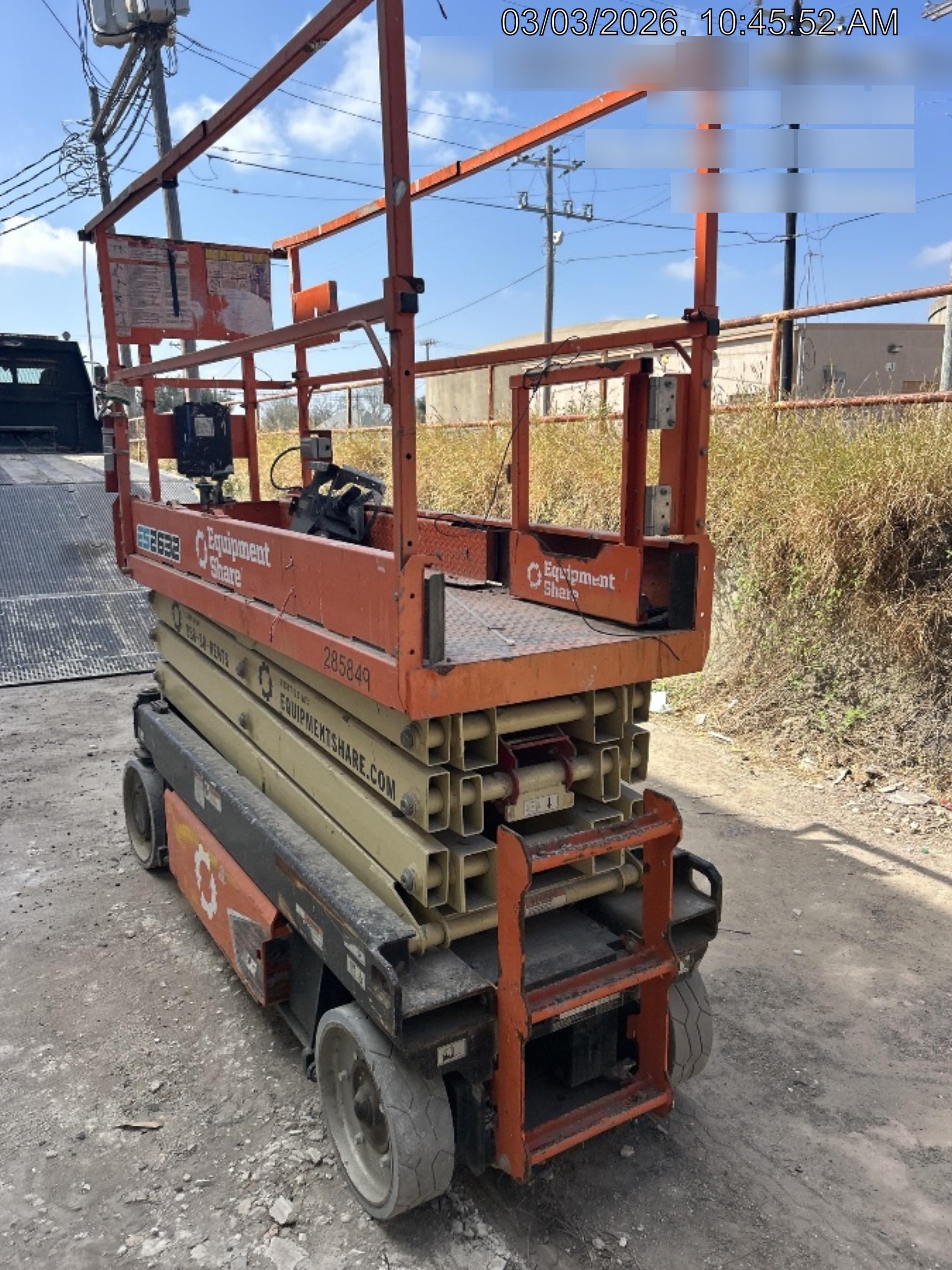 2022 JLG ES2632