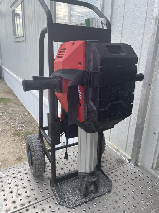 2022 MILWAUKEE MXF368-1XC