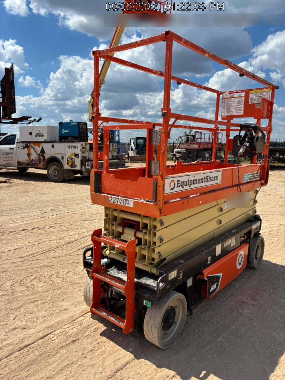 2022 JLG ES2632