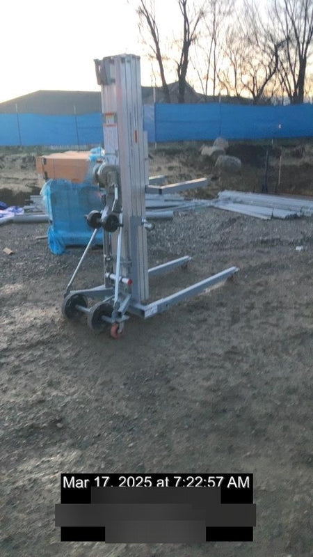 2023 GENIE SLC-24
