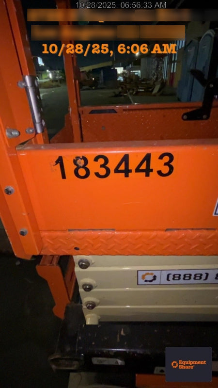 2021 JLG ES1932