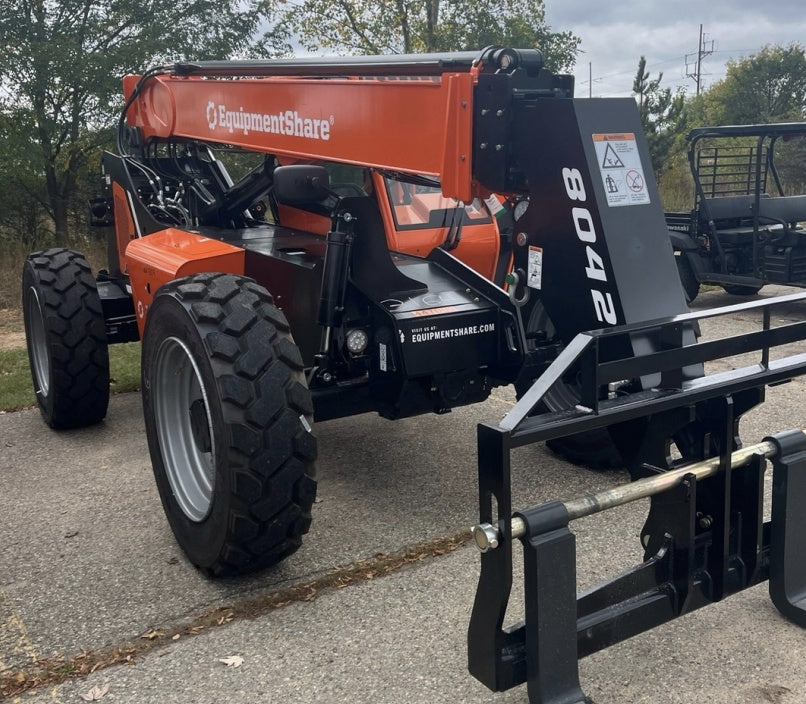 2024 SKYTRAK 8042