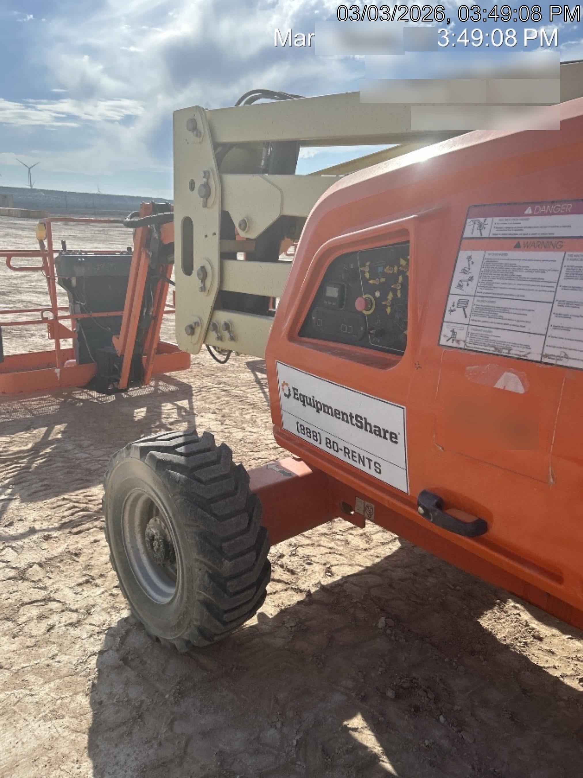 2019 JLG 450AJ