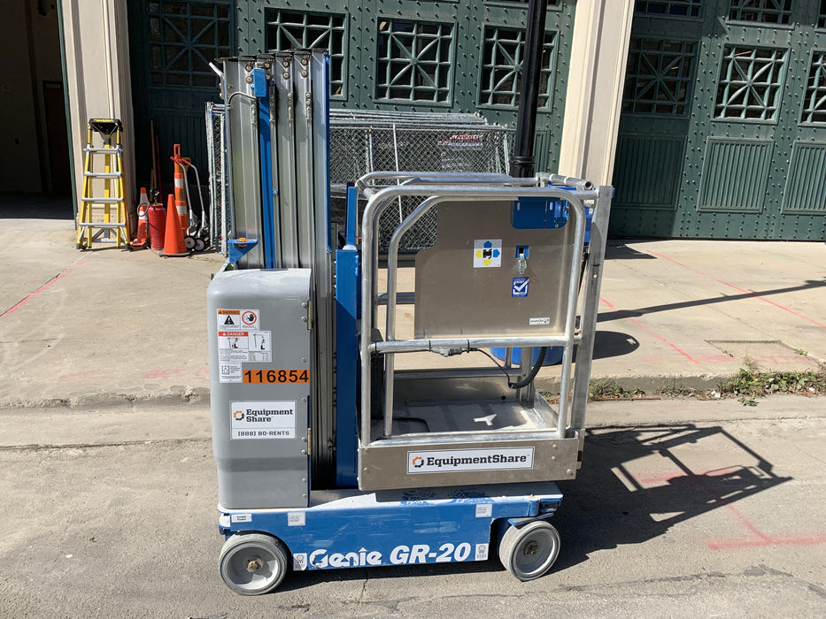 2020 GENIE GR-20