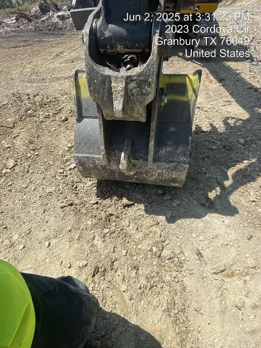 2025 JOHN DEERE 36" Bucket, Excavator 25,000 - 35,000 John Deere