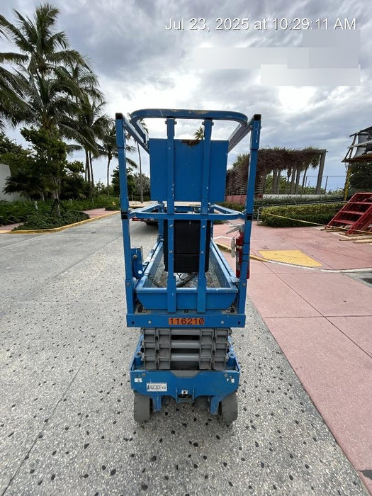 2020 Genie GS-1930 Solid Non Marking Tires, Beacon, Folding rails with half height swing gate