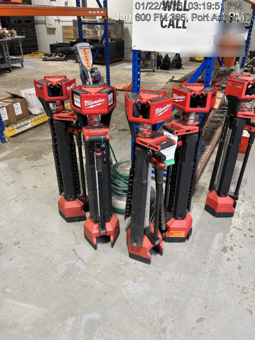 2022 MILWAUKEE 2136-20