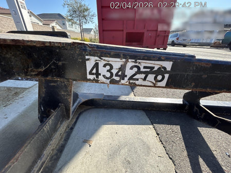 2024 JLG 1001275853