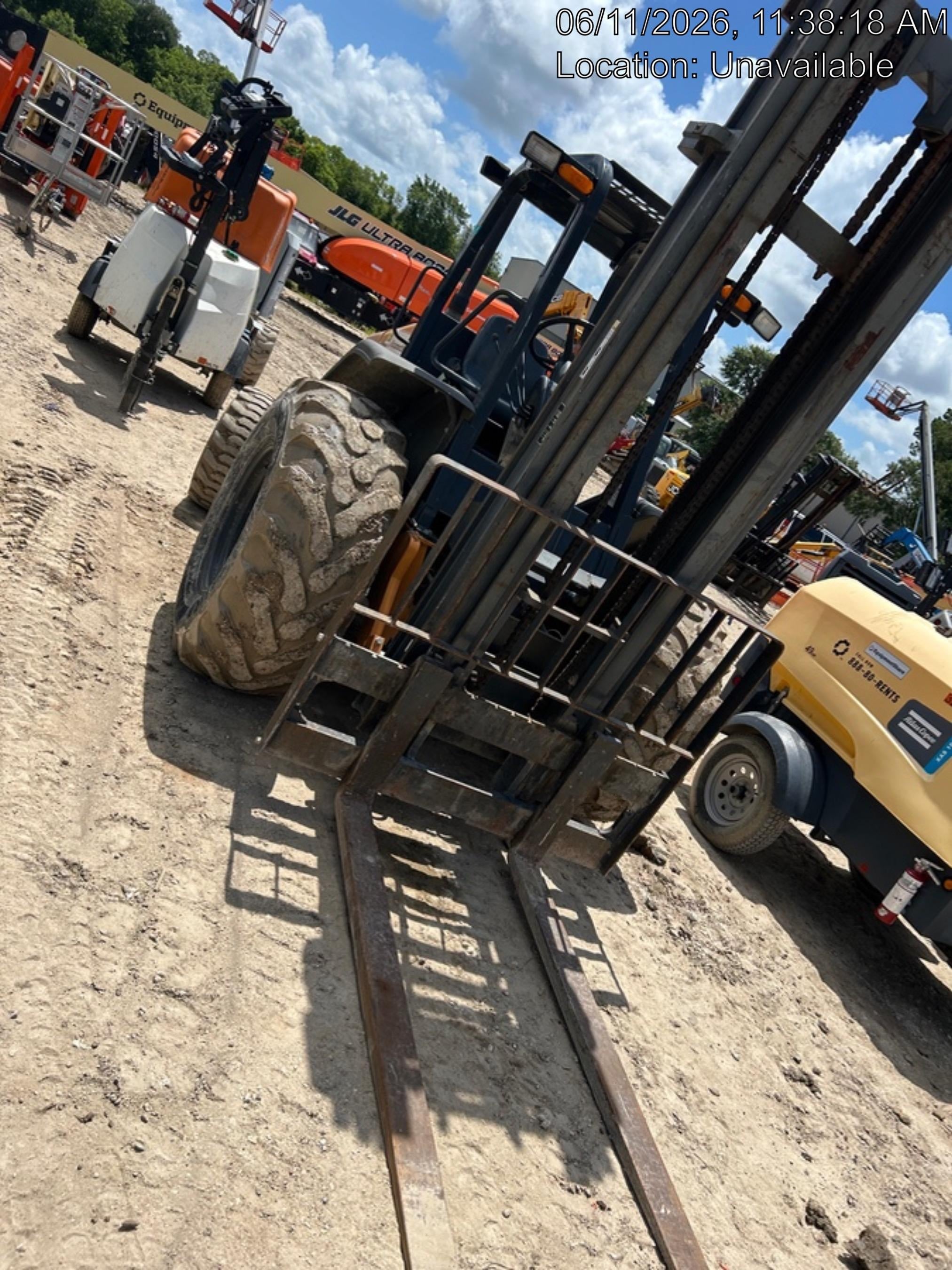 2019 CASE 588H