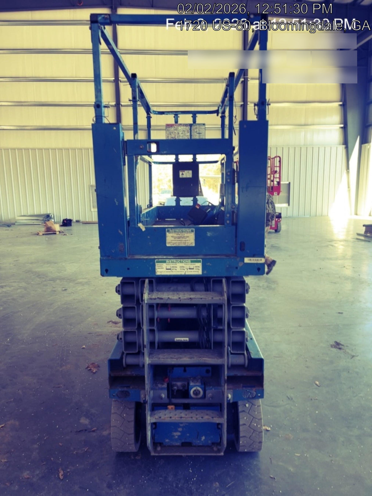 2019 Genie GS-2632 Folding rails with half height swing gate