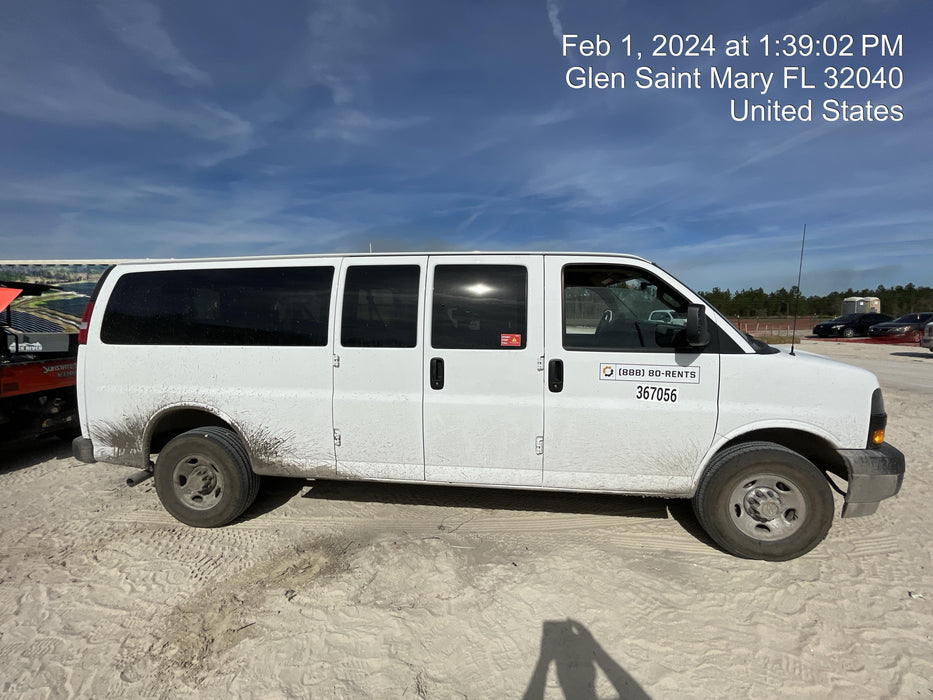 2023 CHEVROLET Express Van - Rental