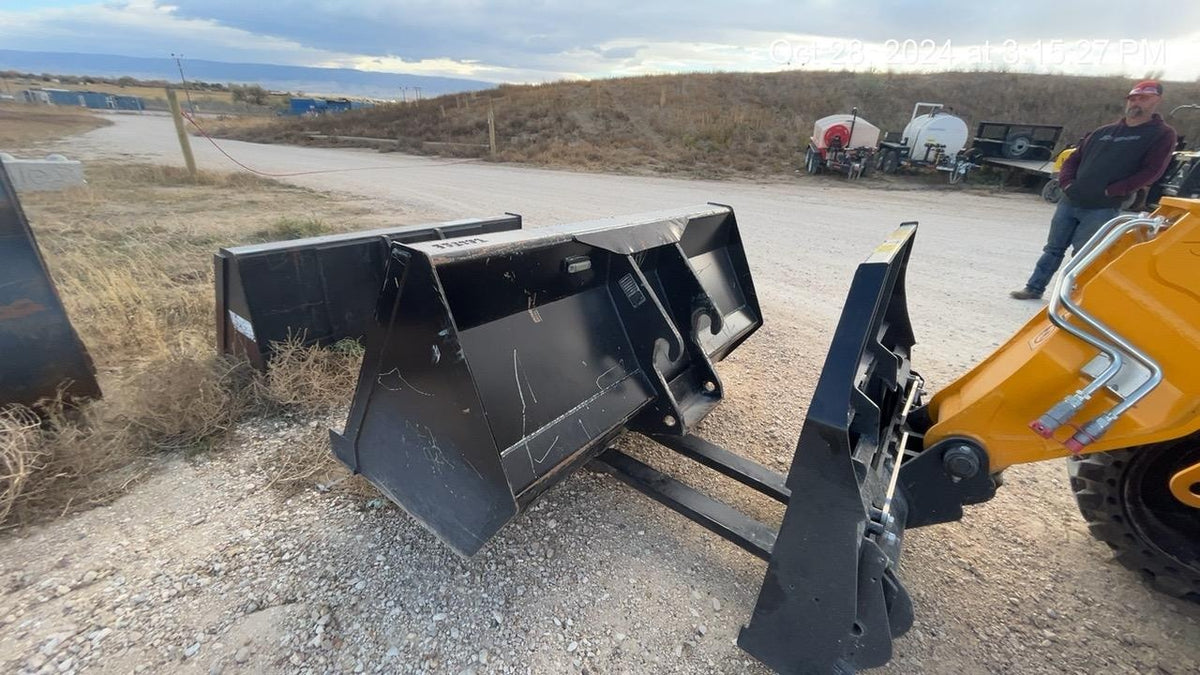 2023 JLG 1001100822