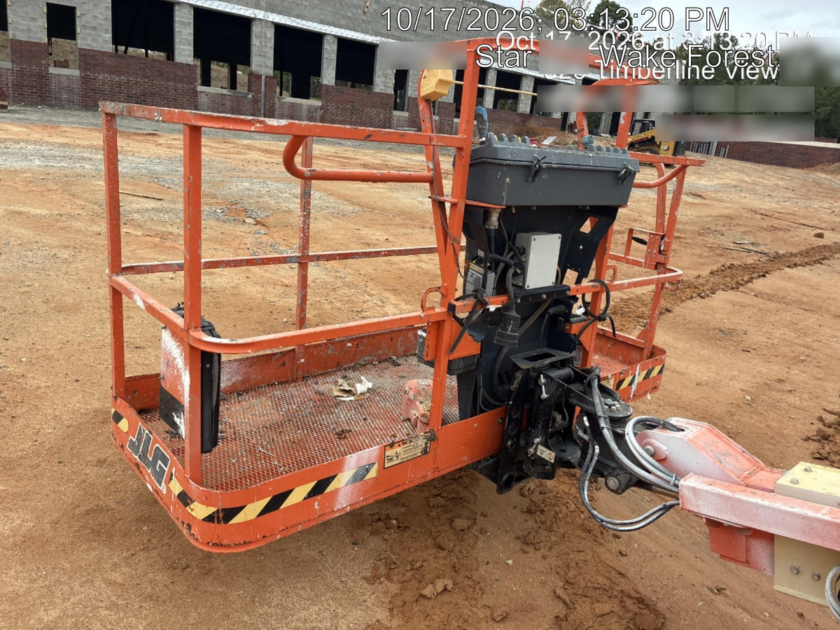 2021 JLG 400S