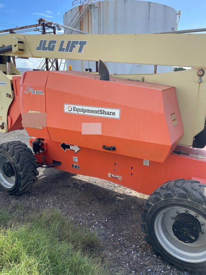 2019 JLG 800AJ