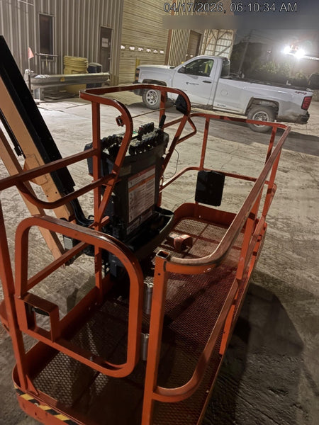 2022 JLG 860SJ