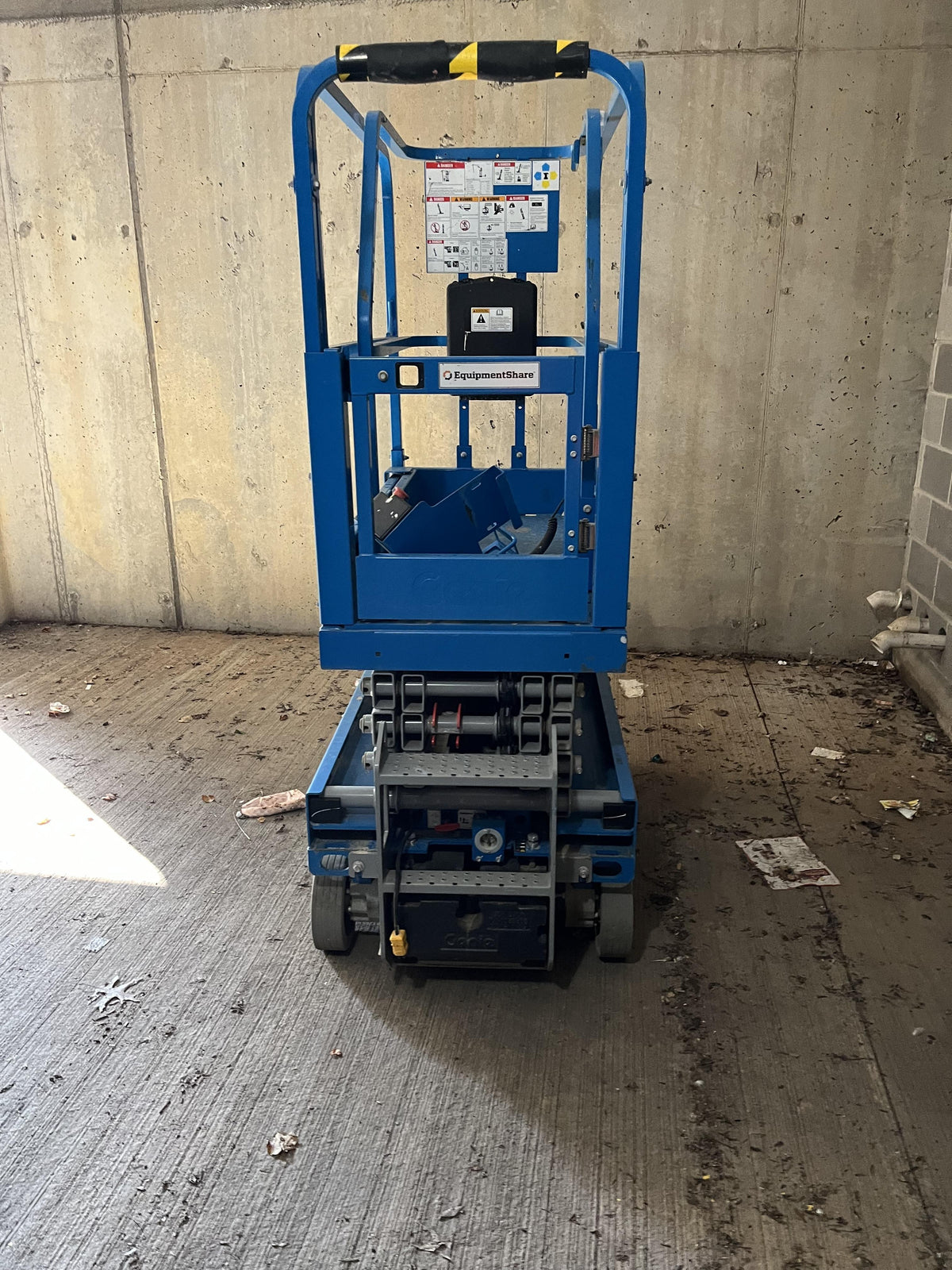 2021 GENIE GS-1330m