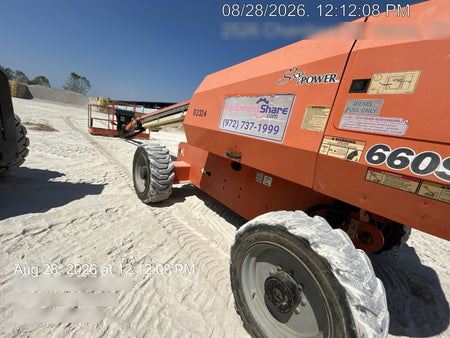 2016 JLG 660SJ