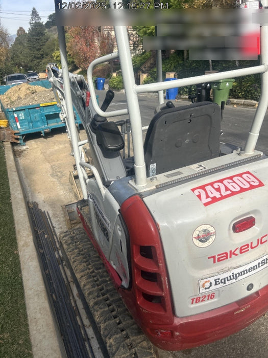 2021 TAKEUCHI TB216R
