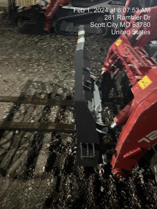 2022 PALADIN 48" Pallet Forks - Paladin