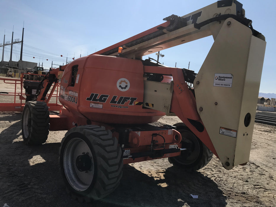 2019 JLG 600AJ