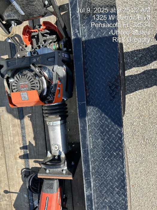 2024 HUSQVARNA LT5005