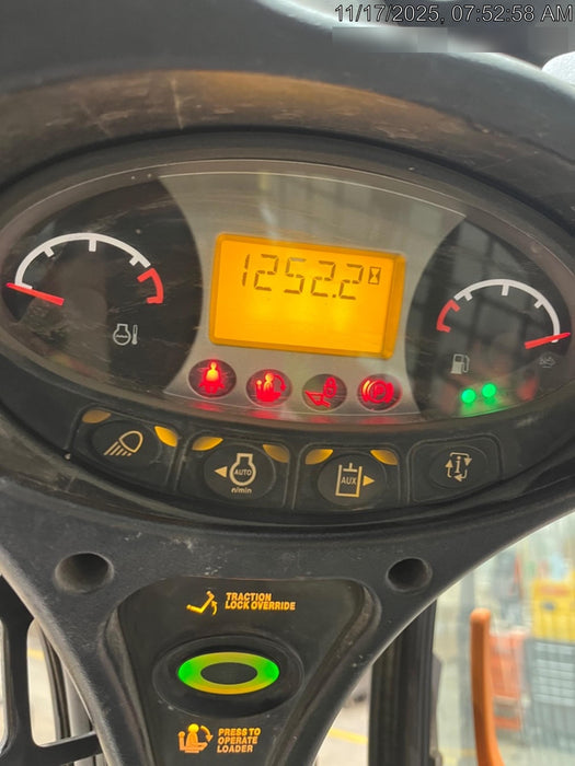 2022 Bobcat T770 92hp Doosan Diesel, Cab/Heat/Air, Rubber Tracks, Manual QC
