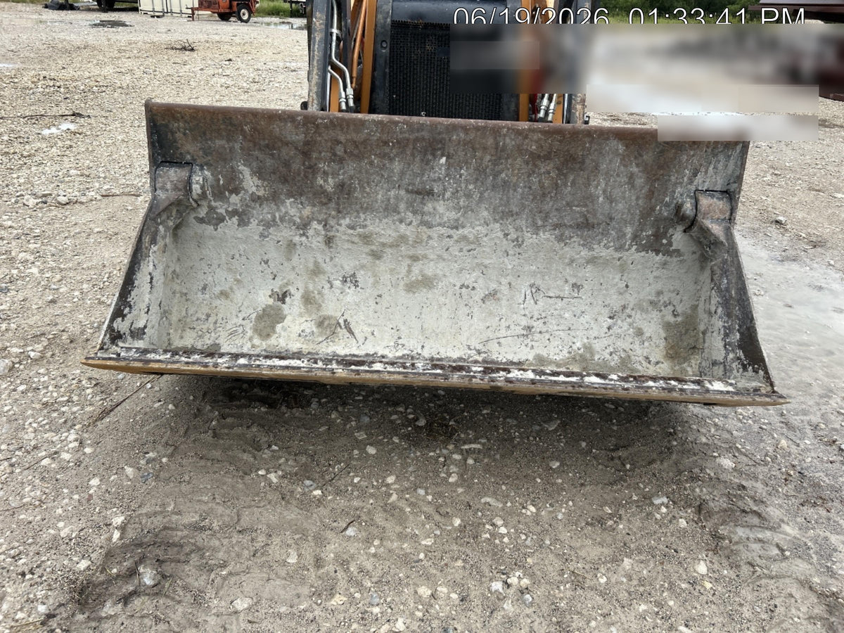 2022 CASE 570N EP