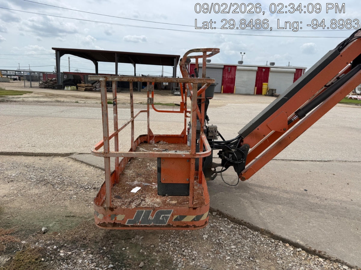 2019 JLG 660SJ