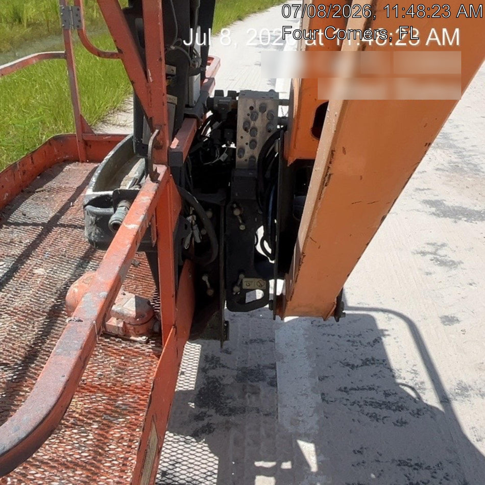 2022 JLG 1350SJP