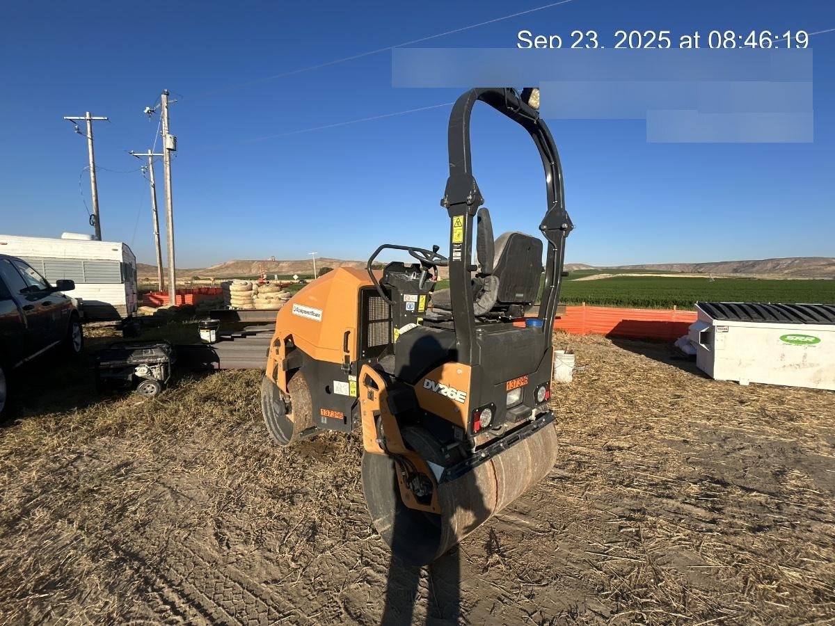2021 CASE DV26E