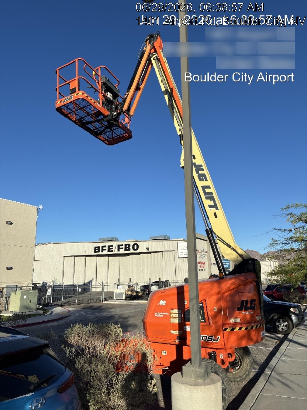 2023 JLG 460SJ