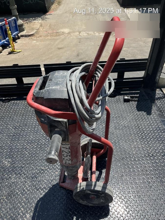 2023 HILTI TE 3000-AVR