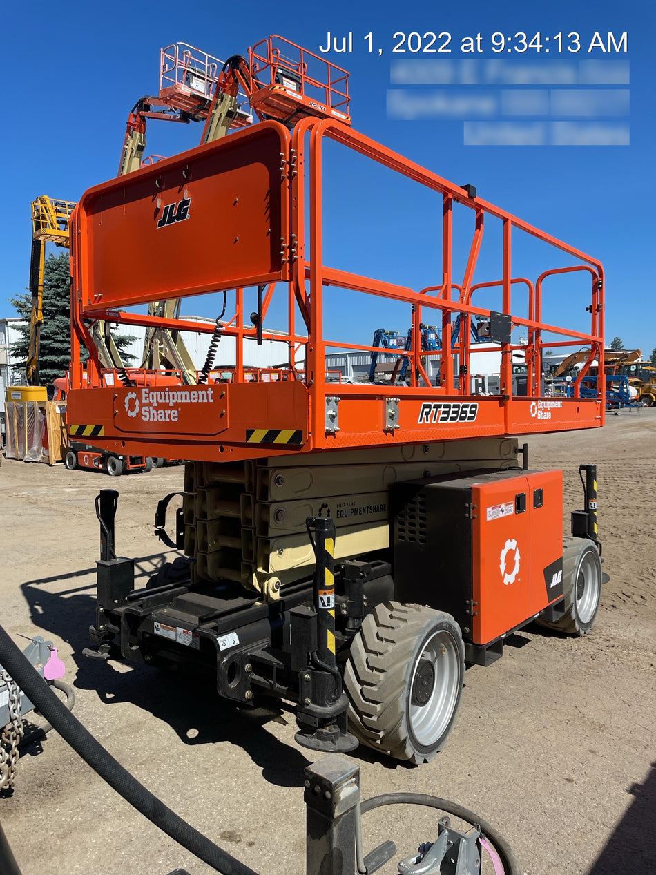 2022 JLG RT3369